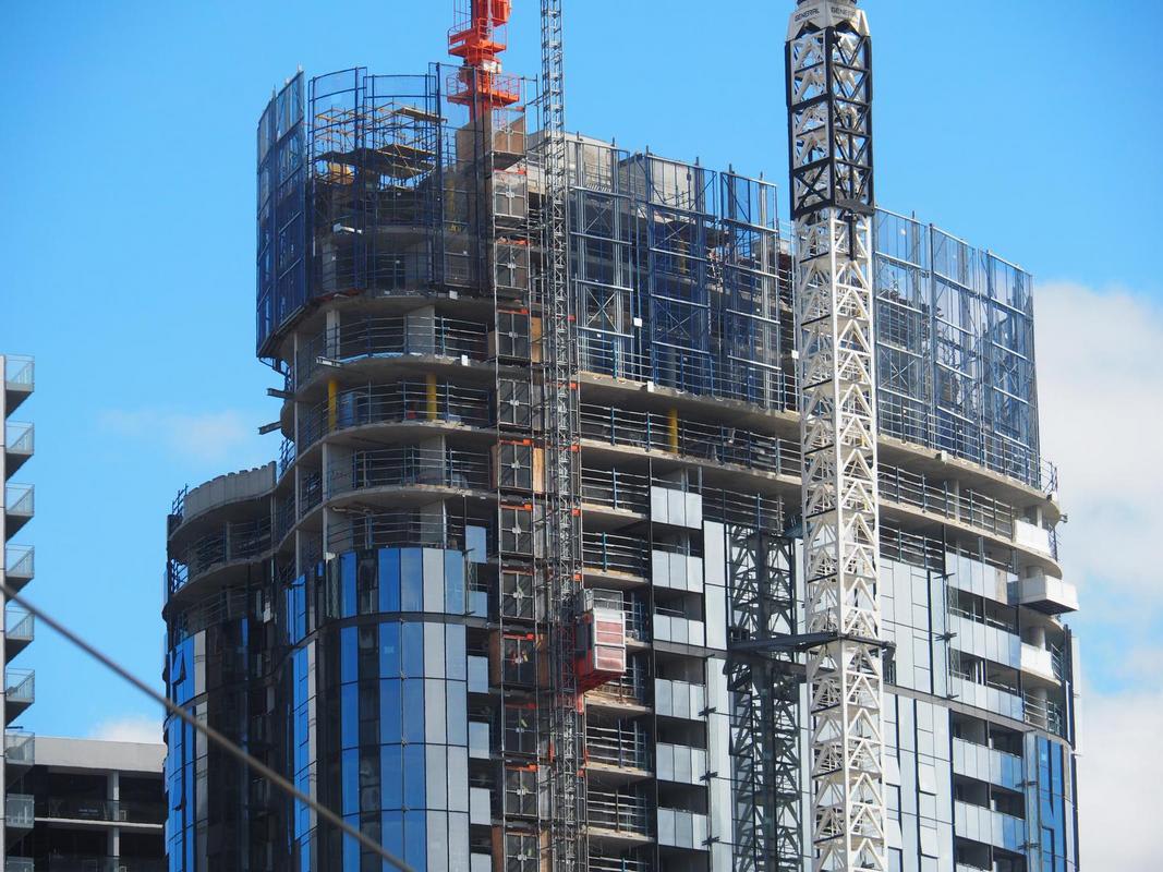 UEM Sunrise's Conservatory tops out; Aurora approaches the 200 metre mark