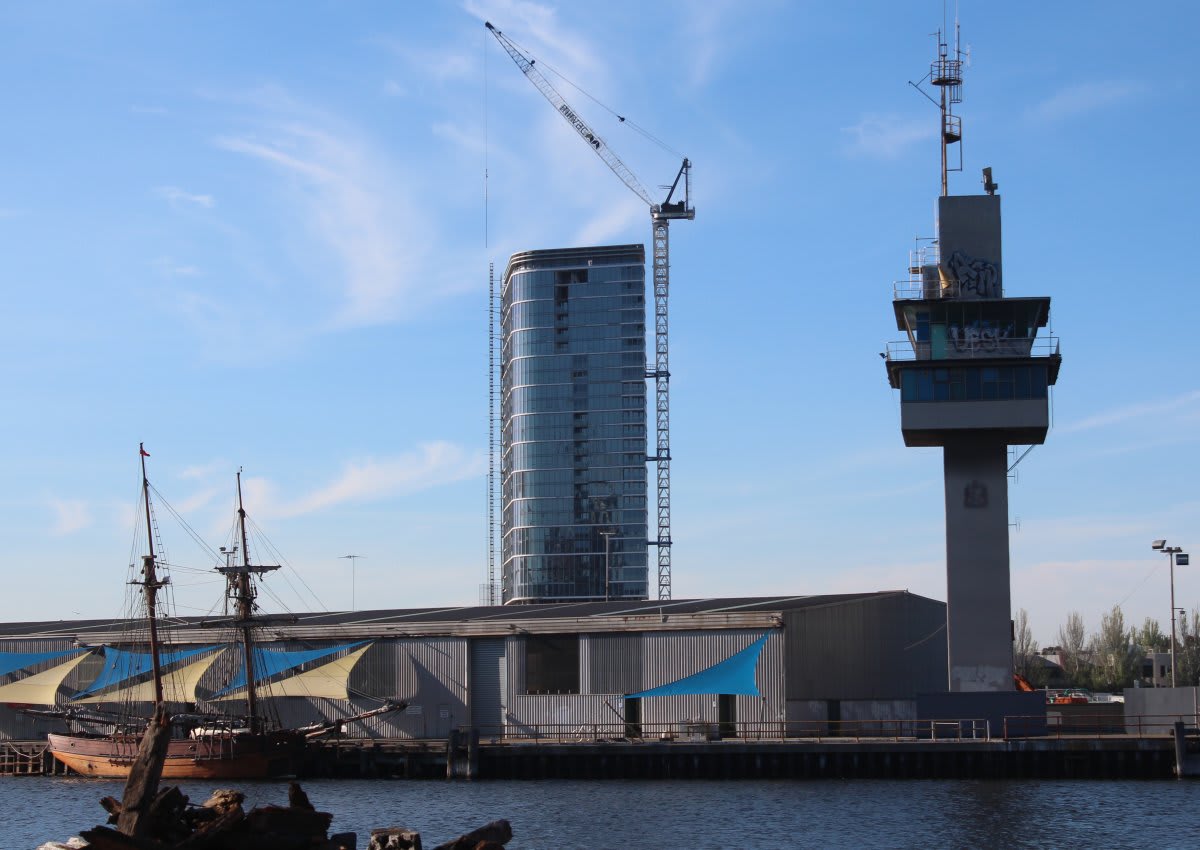 Mirvac's Forge tops out with Voyager on the horizon