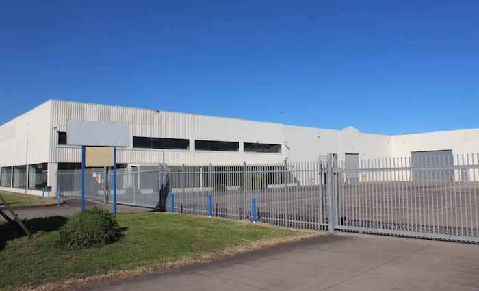 Superior spot in Sunshine West for tyre specialist 