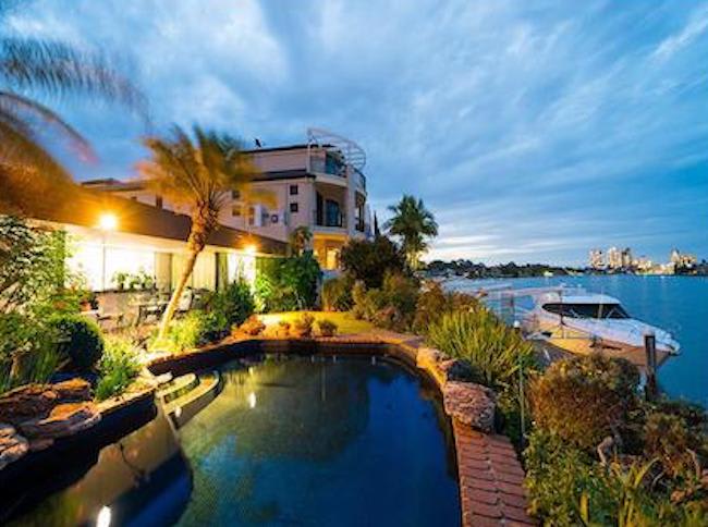 Geoffrey Pie-designed Cronin Island, Surfers Paradise trophy home sold