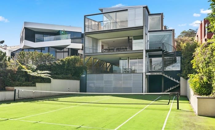Sydney auctions clear 75 per cent with record $24.6 million Vaucluse sale