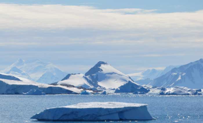 Don’t worry about the huge Antarctic iceberg – worry about the glaciers behind it