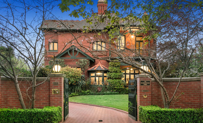 Sydney auction market 'relentless', clearance rate nation's strongest