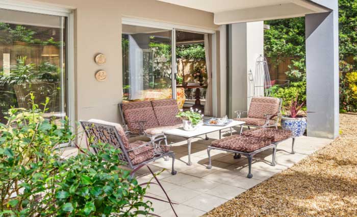 Interior designer Tom Harding's former Cremorne apartment sold