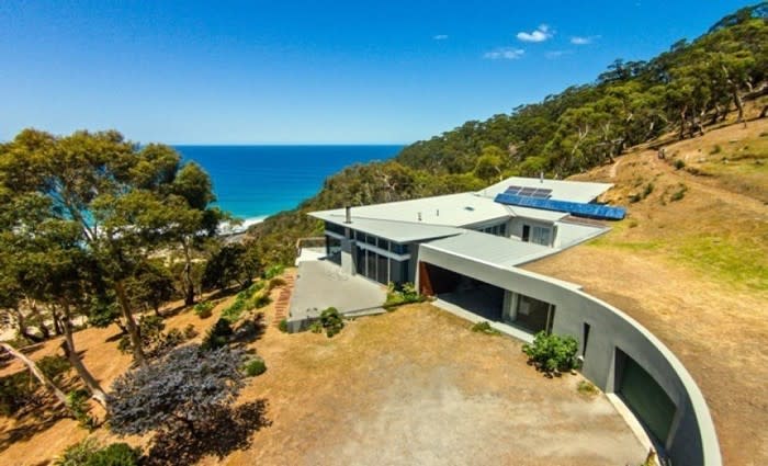 Col Bandy-designed Lorne home with $3.3 million plus hopes