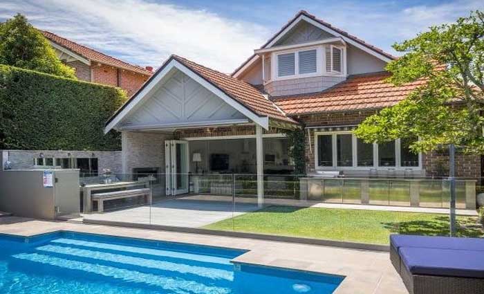 Sheik's Godolphin racing team offloads Mosman trophy home