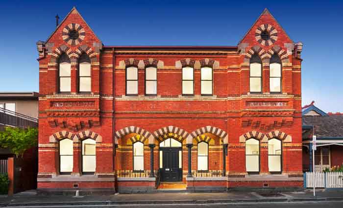 Comedian Gina Riley buys former Prahran pub