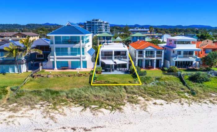 Former world squash champion Rodney Eyles lists Palm Beach, QLD home