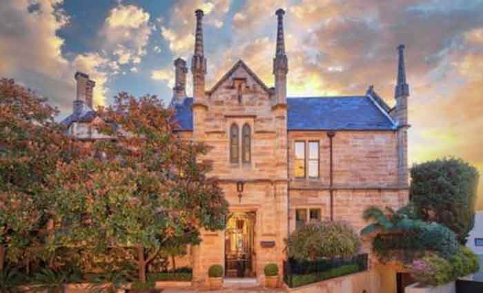 Packer casino boss Rob Rankin lists Double Bay harbourfront