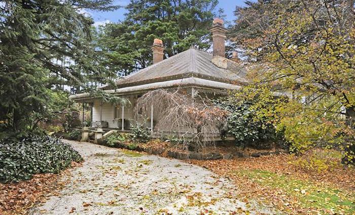Historic weatherboard Wentworth Falls house listed for $3.5 million