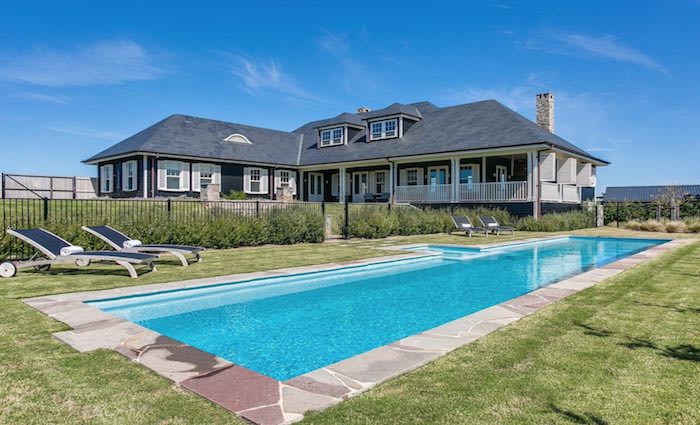 Another Mornington Peninsula home designed by Stephen Akehurst for sale