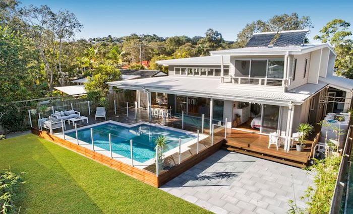 Fully tenanted Coolum commercial building sold for $1.1 million