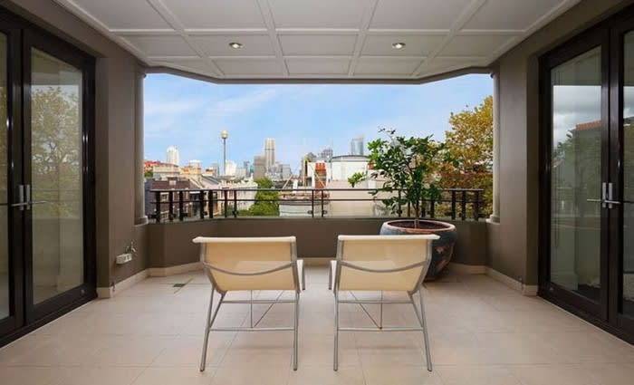 Fitness trainer Michelle Bridges sells Pomeroy, Potts Point apartment