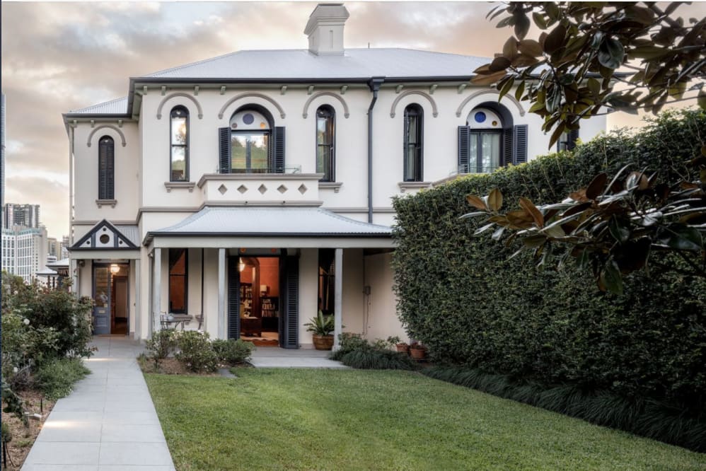 Silverwells, heritage property in Kangaroo Point listed