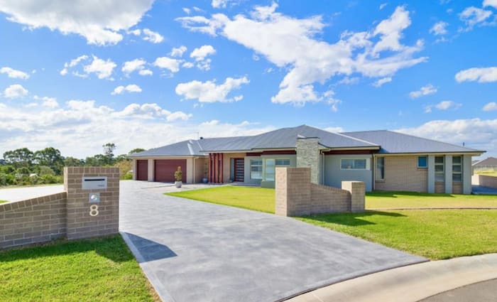 Seachange beckons as Piggy Riddell sells at Silverdale