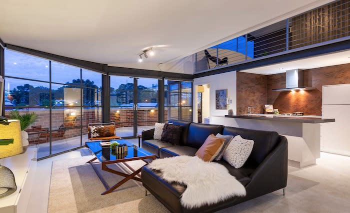 Former West Coast Eagle Sharrod Wellingham to make big loss on Perth penthouse investment