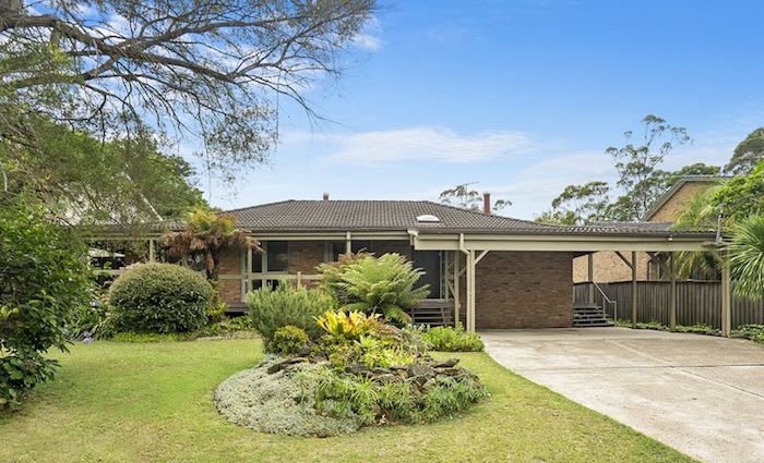 Channel 7 presenter Angie Asimus upsizes to Belrose