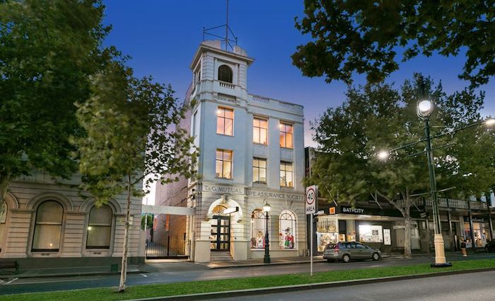 Bendigo 1920s building hits the market 