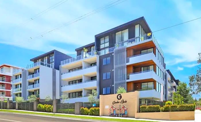 Chinese Epping developer collapse sees 61 Gondon Elysee apartments for sale