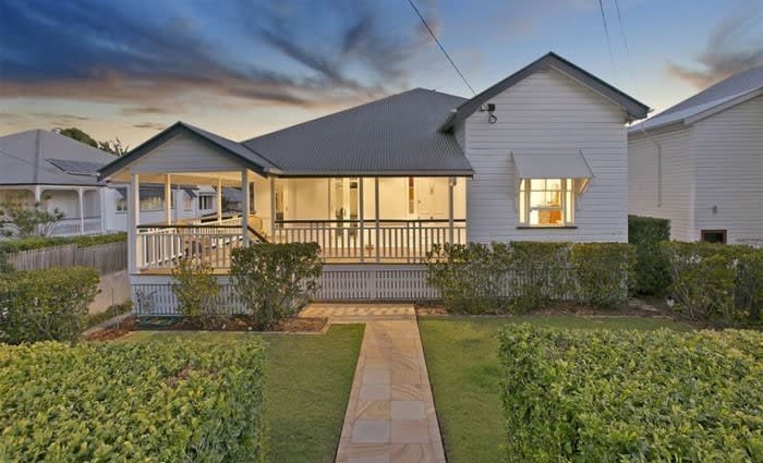 Roos coach Brad Scott's former Hawthorne, Brisbane home fails to sell