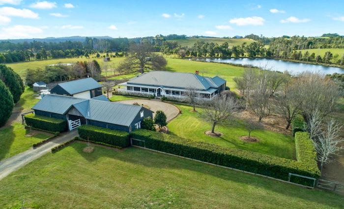 Celebrity hair stylist Joh Bailey gets quick Southern Highlands sale