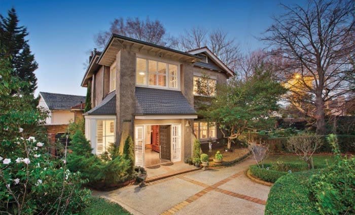 Boscawen, the 1928 arts and craft Kew house sold