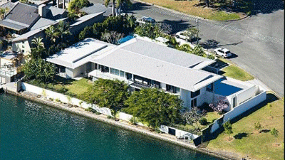 Mark McIvor's former Cronin Island, Gold Coast property back up for auction