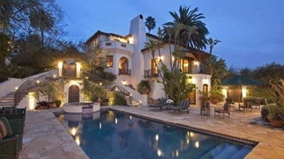 David Hyde Pierce of Frasier fame lists in LA