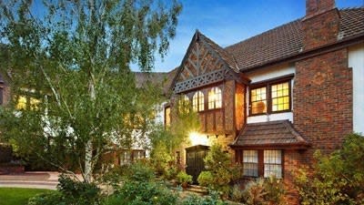 Weekend auction tipping