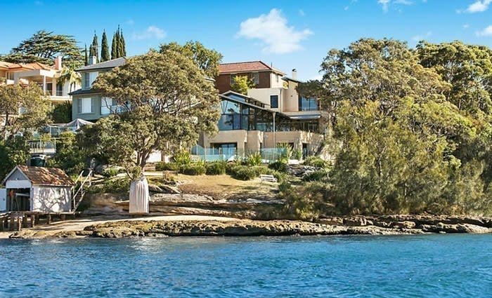 Chinese buyers set Longueville records on and off the riverfront