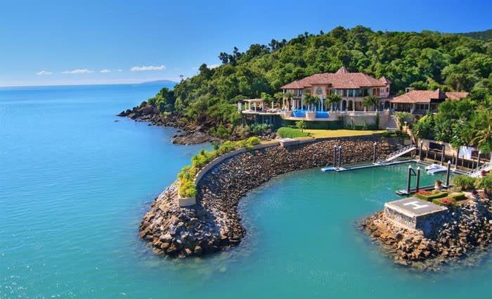 Airlie Beach waterfront residence the Mandalay House for sale