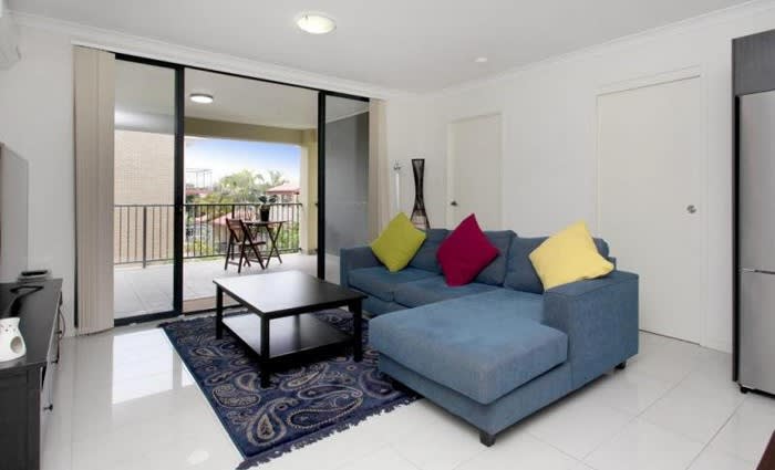 What does a median-priced Brisbane apartment look like?