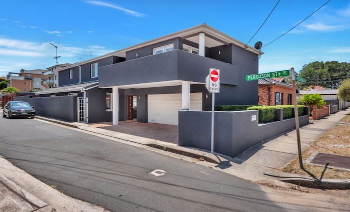 League legend Jim Dymock lists in Maroubra