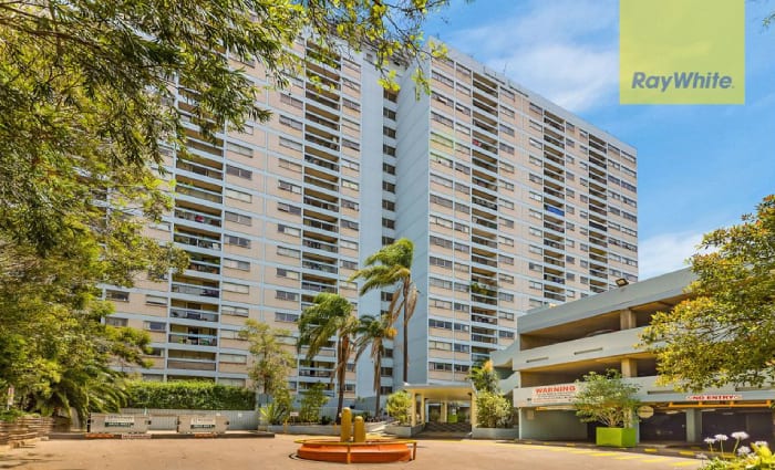 Parramatta sees cheapest weekend auction sale