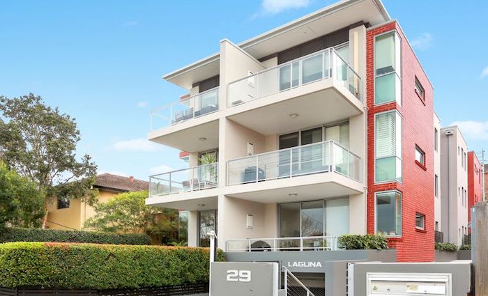 Retired champion jockey Darren Beadman lists Northern Beaches investment property
