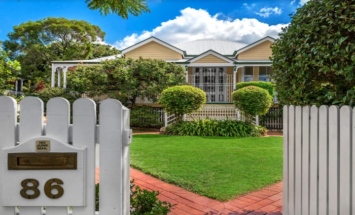 Former Queensland Governor lists Ascot home