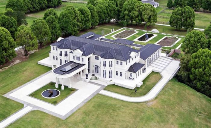 Ridong billionaire Riyu Li buys Bellagio La Villa, the Gold Coast hinterland mansion