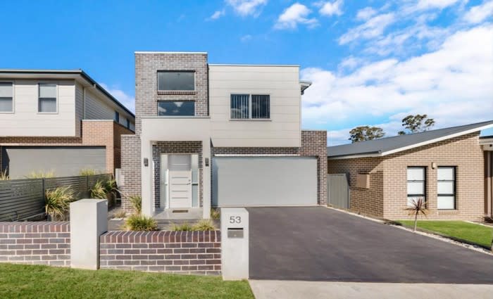 Former NRL player Nigel Plum pulls Glenmore Park investment off the market 