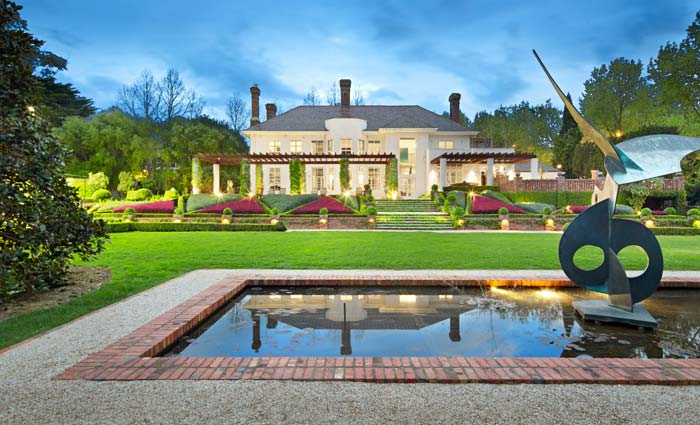 Smorgons fall short of Melbourne residential record with near $20 million Toorak sale