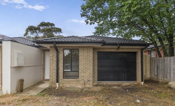 Werribee two bedroom unit sold by mortgagee