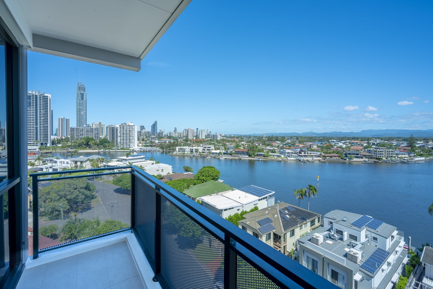 Stanhill Chevron Island