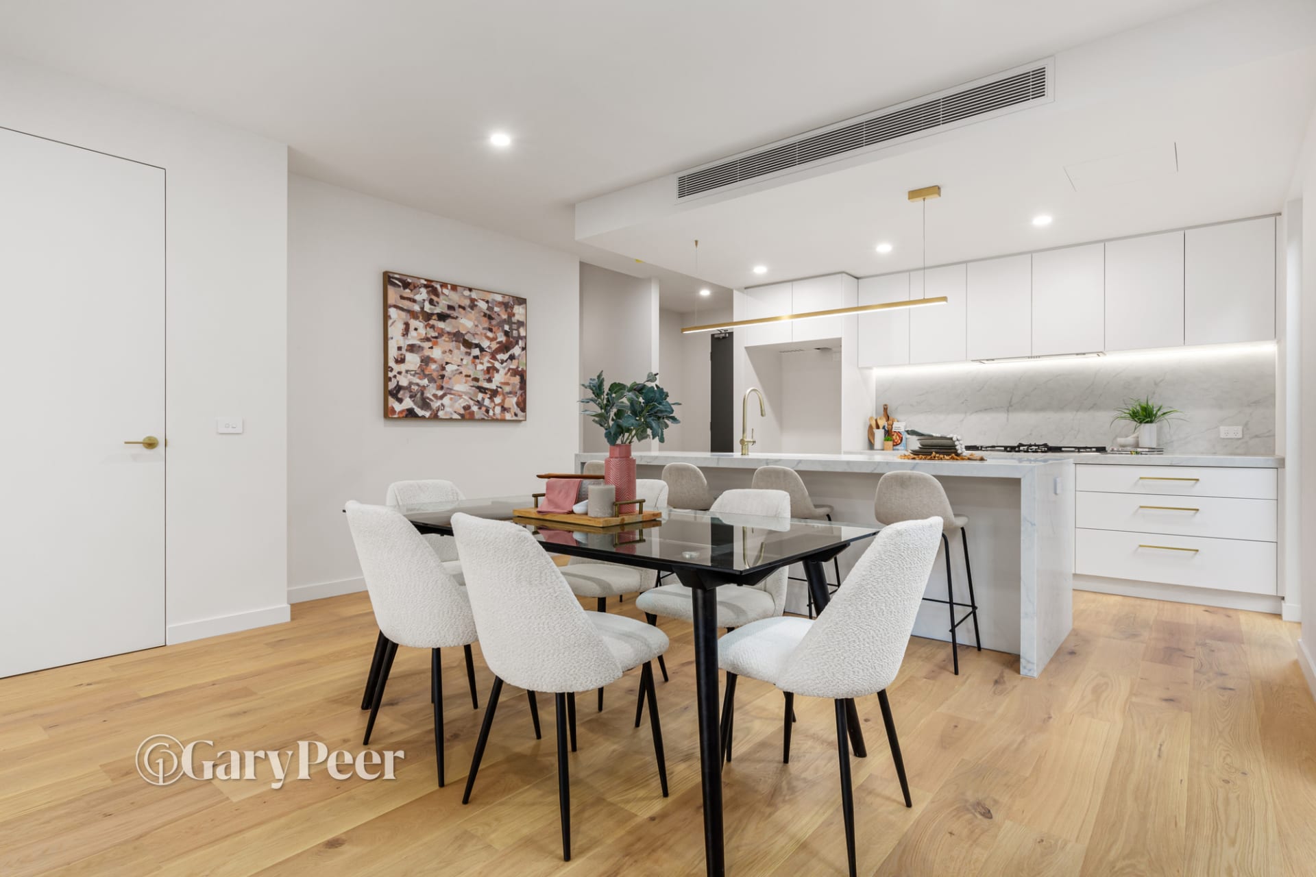 In the heart of Bentleigh East: Doorstep convenience at Easton Place townhouse development