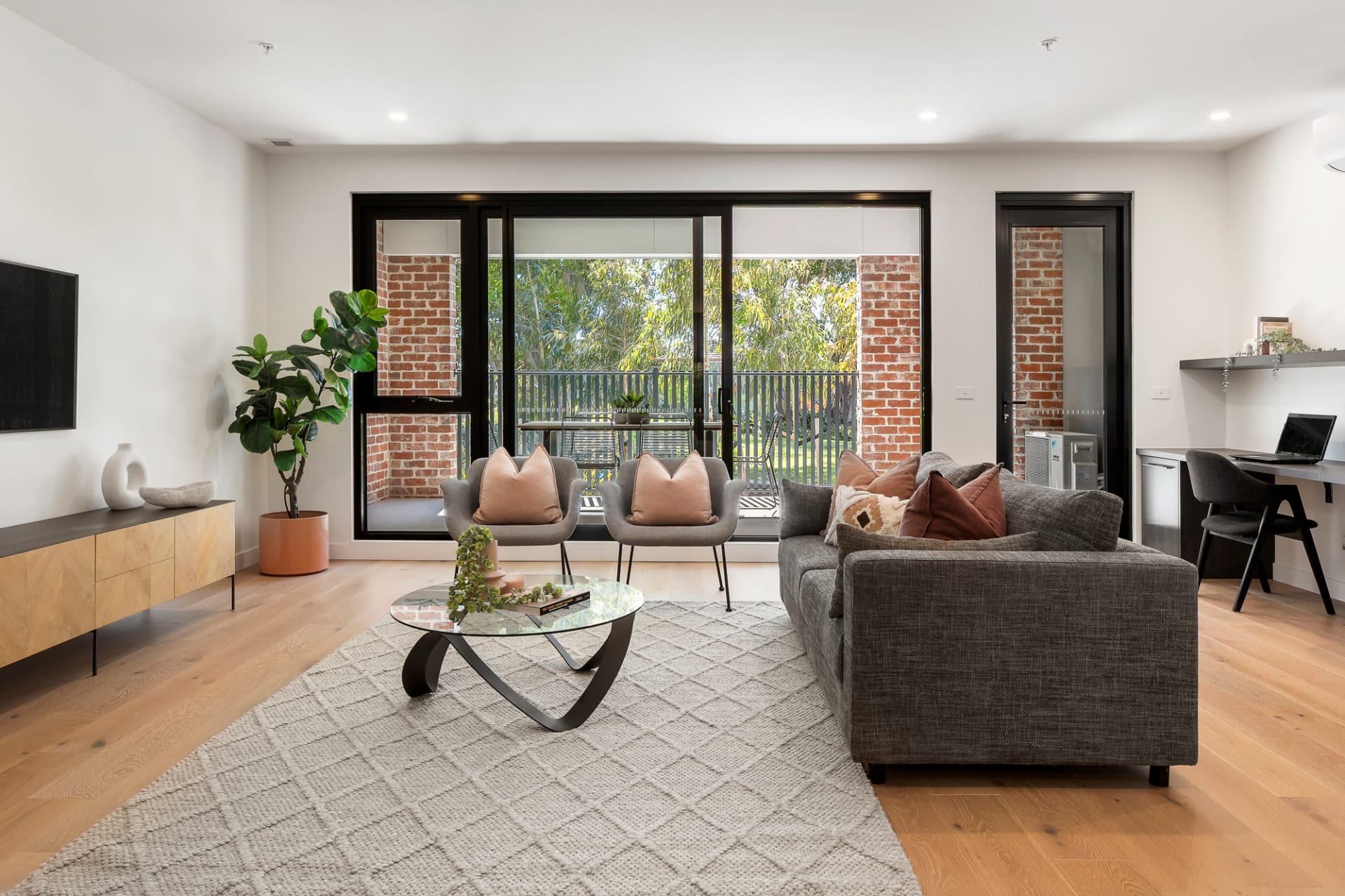 Omnia - 4-6 Horscroft Place, Moorabbin