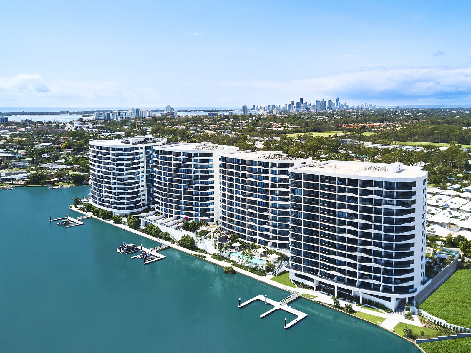 WaterPoint Residences - 5 Harbour Side Court, Biggera Waters