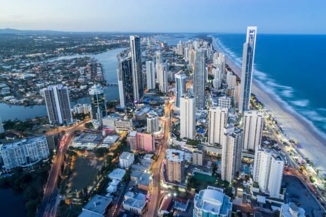 Vista Surfers Paradise - 26 Vista Street, Surfers Paradise