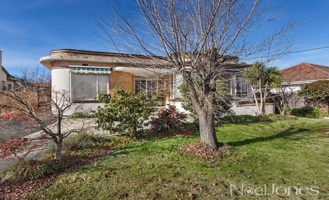 Three bedroom 1950s Balwyn North knockdown sold for $2.688 million