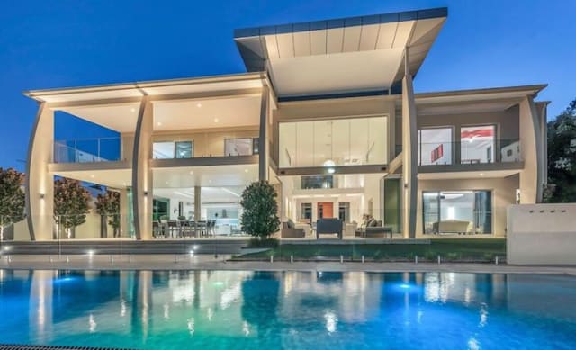 Award-winning riverfront house in Corinda sold for $5.1 million