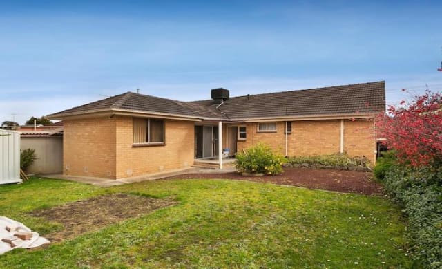 Four bedroom Glen Waverley house sold for $1,617,000