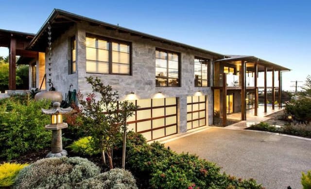 Coastal Japanese-fusion Mornington house, Hinansho, listed for sale