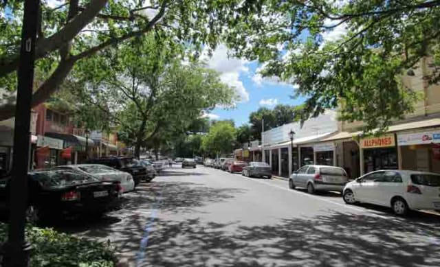 Median house prices up in Adelaide's Mount Barker, Nuriootpa